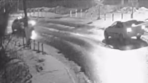 ЧП - Момент столкновения такси и электрички попал на видео