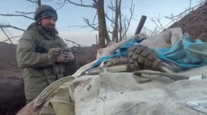 Вести в 20:00 - Спецназ "Ахмат" и Луганский второй корпус сражаются бок о бок