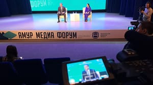 Вести – Амурская область - Губернатор ответил на десятки вопросов амурских журналистов на пресс-конференции в рамках "АмурМедиаФорума"