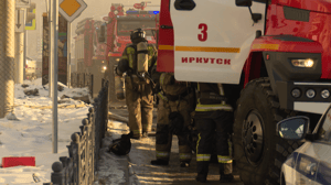 Вести. Иркутск - Названа предварительная причина пожара в 130-м квартале Иркутска
