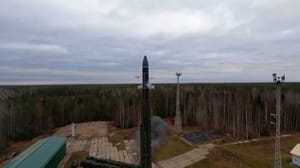 Международное обозрение Приостановка участия России в ДСНВ и отношения Китая с США. Эфир от 24.02.2023