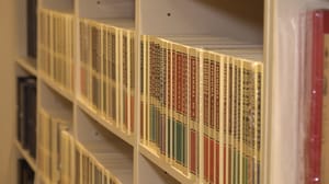 Вести. Волгоград Классика или современная литература: какие книги сейчас читают волгоградцы?