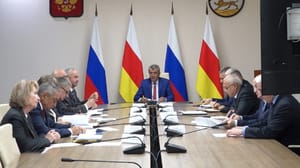 Вести. Аланийы хабæрттæ Æвзæрстыты хатдзæгтыл æрдзырдтой аппаратон æмбырды дæр