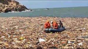 Новости В Ливии российские спасатели продолжают поиски погибших на побережье