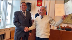 Утро. Вести. Алания Ветераны Росгвардии приняли участие в мероприятиях, приуроченных ко Дню ветеранов войск правопорядка