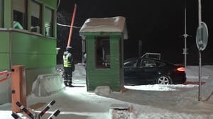 Вести Финляндия на время открыла два пункта пропуска на границе с Россией