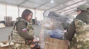 Вести. Урал Участники СВО получили противоосколочные костюмы