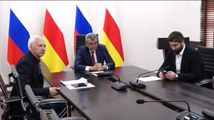 Вести. Алания Этапы и темпы строительства будущего курорта "Мамисон" рассмотрели на совещании в Минэкономразвития России