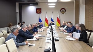 Вести. Аланийы хабæрттæ Фыццаградон проект "Горæты æнцонвадат архайд" куыд æххæстгонд цæуы, ууыл ныхас цыд ведомствоты хсæн республикон къамисы æмбырды