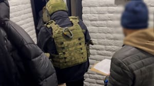 Вести. Дежурная часть В Марий Эл бандита скрутили рядом с новогодней елкой