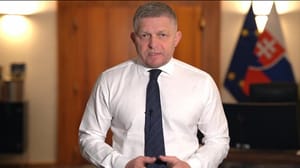 Новости Фицо пообещал "встряхнуть европейских коллег для принятия мер по газу"