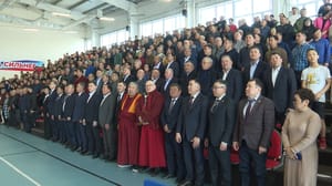 Вести-Чита В Агинском стартовал по вольной борьбе на призы памяти Базара Ринчино