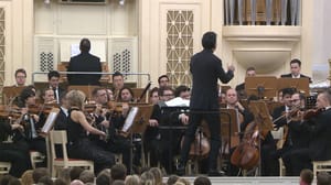 Drive. St. Petersburg Im Großen Saal der Philharmonie spielten Orchester und Chor von Theodor Currentzis "Musik der Ewigkeit"