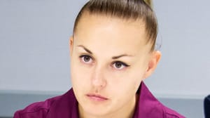 Хорошее начало 22 апреля свой день рождения отмечает Елена Серова