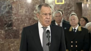 Новости - Россия выстоит в противостоянии с Западом, уверен глава МИД РФ