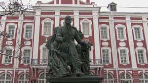 Новости культуры - Памятник Сергею Уварову открыли в Санкт-Петербурге