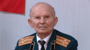 Вести. Волгоград Ветеран Александр Колотушкин празднует 97-летие в Волгограде