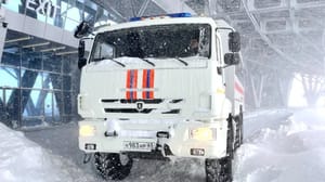 Новости Сахалин оказался во власти циклона и сильного снегопада