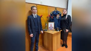 Вести. Аланийы хабæрттæ Елхоты 1-æм скъолайы йæ рауагъдон Милдзыхты Эдуарды номыл байгом кодтой Хъæбатыры партæ