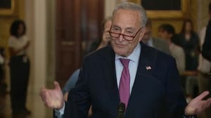 Новости Лидер демократического большинства в Сенате США не готов поддерживать Байдена