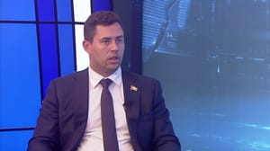 Intervista. Lipetsk Vladimir Serikov circa le spese di bilancio