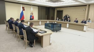 Новости - Путин: в этом году в России планируется построить около 370 школ и детских садов