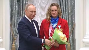 Вести. Южный Урал Спортсменка и мама: история паралимпийской чемпионки Валерии Шабалиной из Челябинска