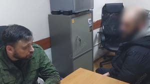 ЧП - Допрос основателя сгоревшего приюта в Кемерове сняли на видео