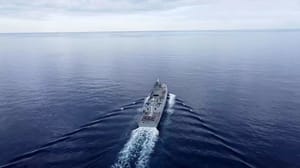Новости "Адмирал Горшков" первым прибыл к берегам Кубы из России