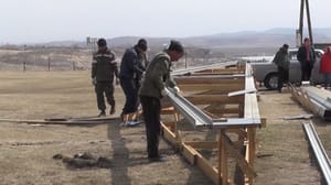 Вести-Чита В Балее в микрорайоне "Новотроицк" возводится новый современный спортивный зал