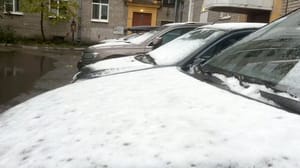 Новости В некоторых районах Петербурга выпал снег