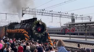 Вести-Чита Два ретропоезда проедут по 13 станциям в Забайкалье в честь 9 мая