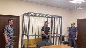 Вести Сочи Москвич, пытавшийся сорвать вылет из Сочи, заключен под стражу