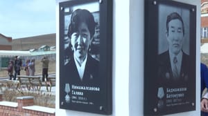 Вести-Чита Аллея Трудовой Славы колхоза "Коммунизм" открылась в селе Ушарбай Могойтуйского района