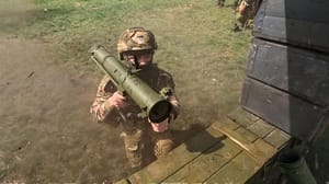Вести Российские огнеметчики отрабатывают навыки стрельбы на артемовском направлении
