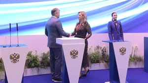 Вести. Волгоград ПМЭФ-2024: Волгоградская область и Кузбасс укрепляют межрегиональные связи