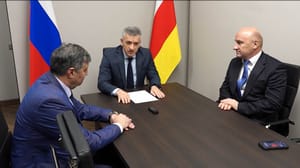 Вести. Аланийы хабæрттæ Гобеты Ибрагим Уæрæсейы арæзтады министрады арфæйы фыстæджытæ радта арæзтадон æмæ цæрæнуæтты-коммуналон хæдзарады къабæзты пресс-секретарьтæ