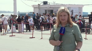 Вести. Хабаровск "Приезжайте в гости": поток туристов на российско-китайской границе бьет рекорды в обе стороны