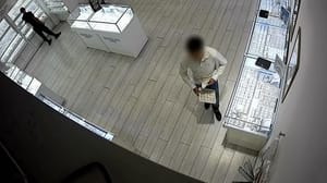 Вести. Дежурная часть В Чите с прилавков украли золотые кольца и алкоголь