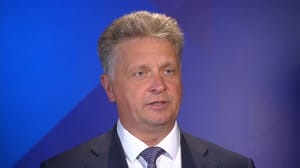 Новости Соколов: "АвтоВАЗ" продал более 155 тысяч Lada Granta в 2024 году