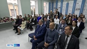 Вести-Курск Курским студентам вручили именные стипендии главы города