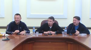 Вести. Астраханская область В Астрахани легенды московского «Спартака» встретились с юными футболистами