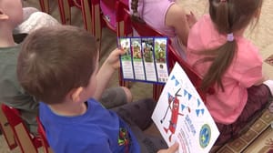 Jedź. Preschools z dzielnicy Tyumen powiedział o zasadach przeciwpożarowych