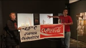 Новости Экоактивисты осквернили Египетский музей в Барселоне