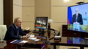 Вести в 20:00 - Путин призвал "реально посчитать" все риски для экономики