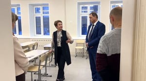 Вести Поморья В Коряжме с рабочим визитом побывала спикер областного Собрания депутатов Екатерина Прокопьева