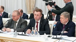 Вести. Саратов - Губернатор Роман Бусаргин принял участие в Совете ПФО в Самаре