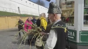 Вести с Алексеем Казаковым Нападения на храмы УПЦ возглавляют неонацисты, педофилы и бандиты
