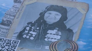 Вести. Волгоград - Оживить портреты героев: воспитанники Волжского центра помощи детям создали патриотический проект