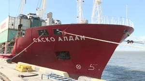 Новости На Чукотке начался сезон продовольственной навигации